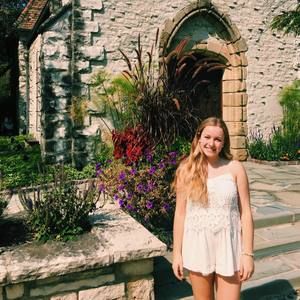 Meet your Posher, Marissa